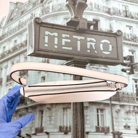 Coach Nolita 19 CR364-Chalk/Silver Convertible Shoulder Bag / Wristlet - Picture 4 of 7